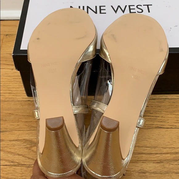Nine West Light Gold heel - Picture 5 of 7